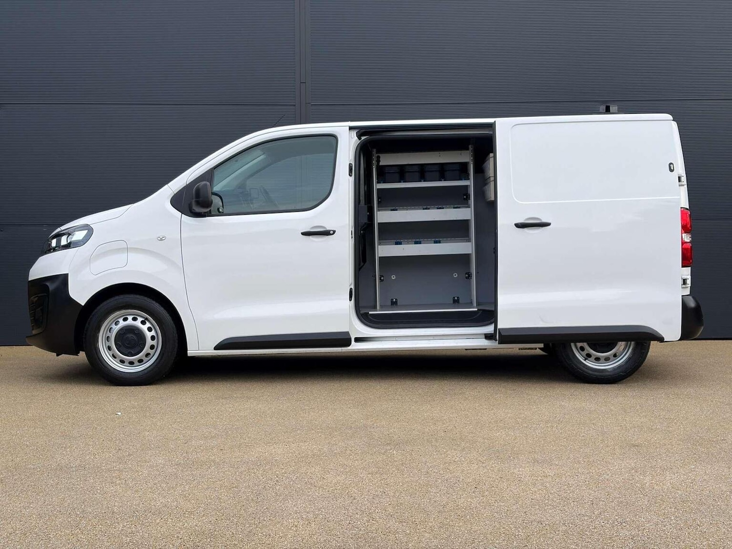 Used Vauxhall Vivaro 2021 for sale - 77258578: Photo 11