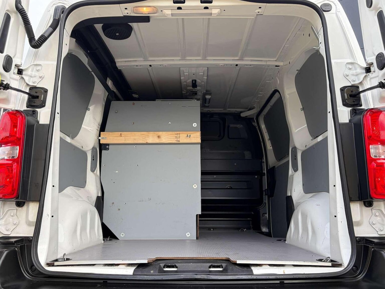 Used Vauxhall Vivaro 2021 for sale - 77258578: Photo 19