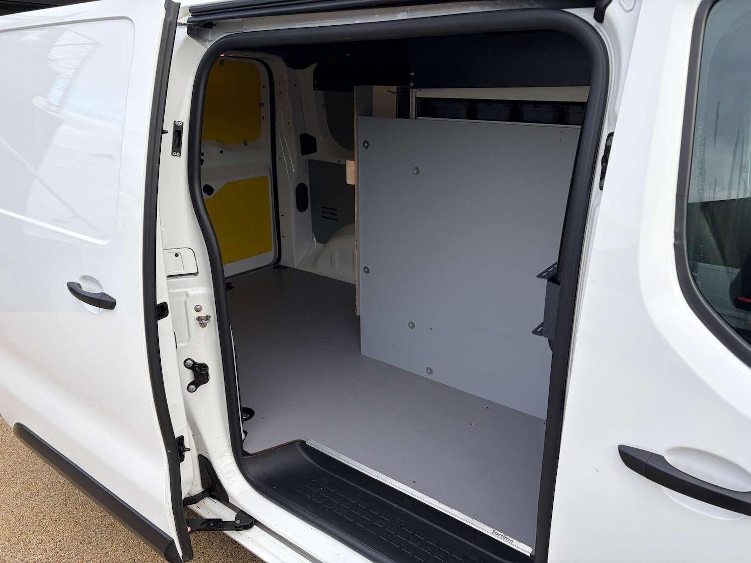 Used Vauxhall Vivaro 2021 for sale - 77258578: Photo 8