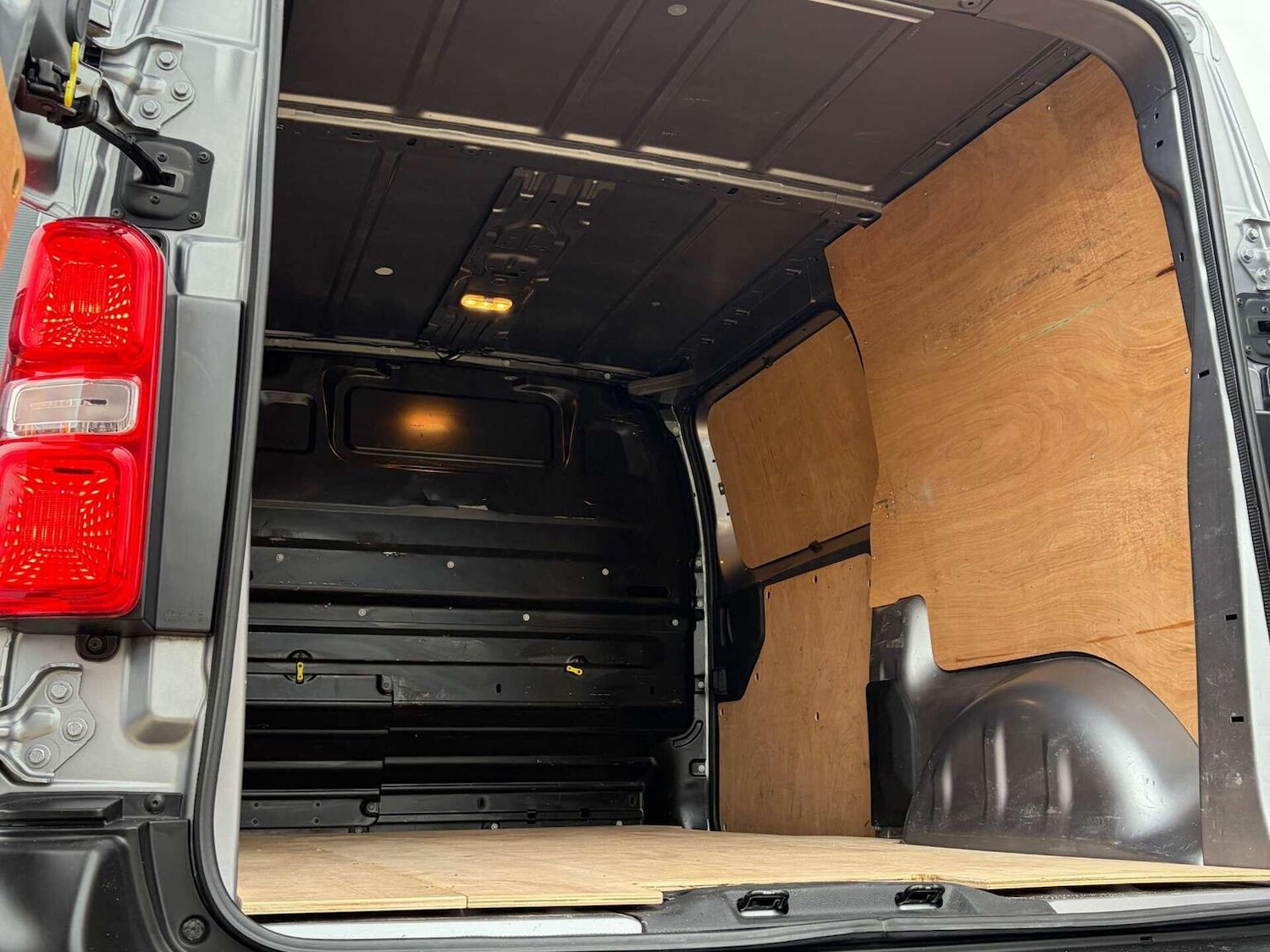 Used Peugeot Expert 2021 for sale - 77336224: Photo 21