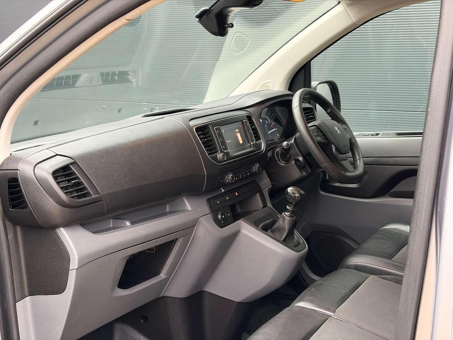 Used Peugeot Expert 2021 for sale - 77336224: Photo 28