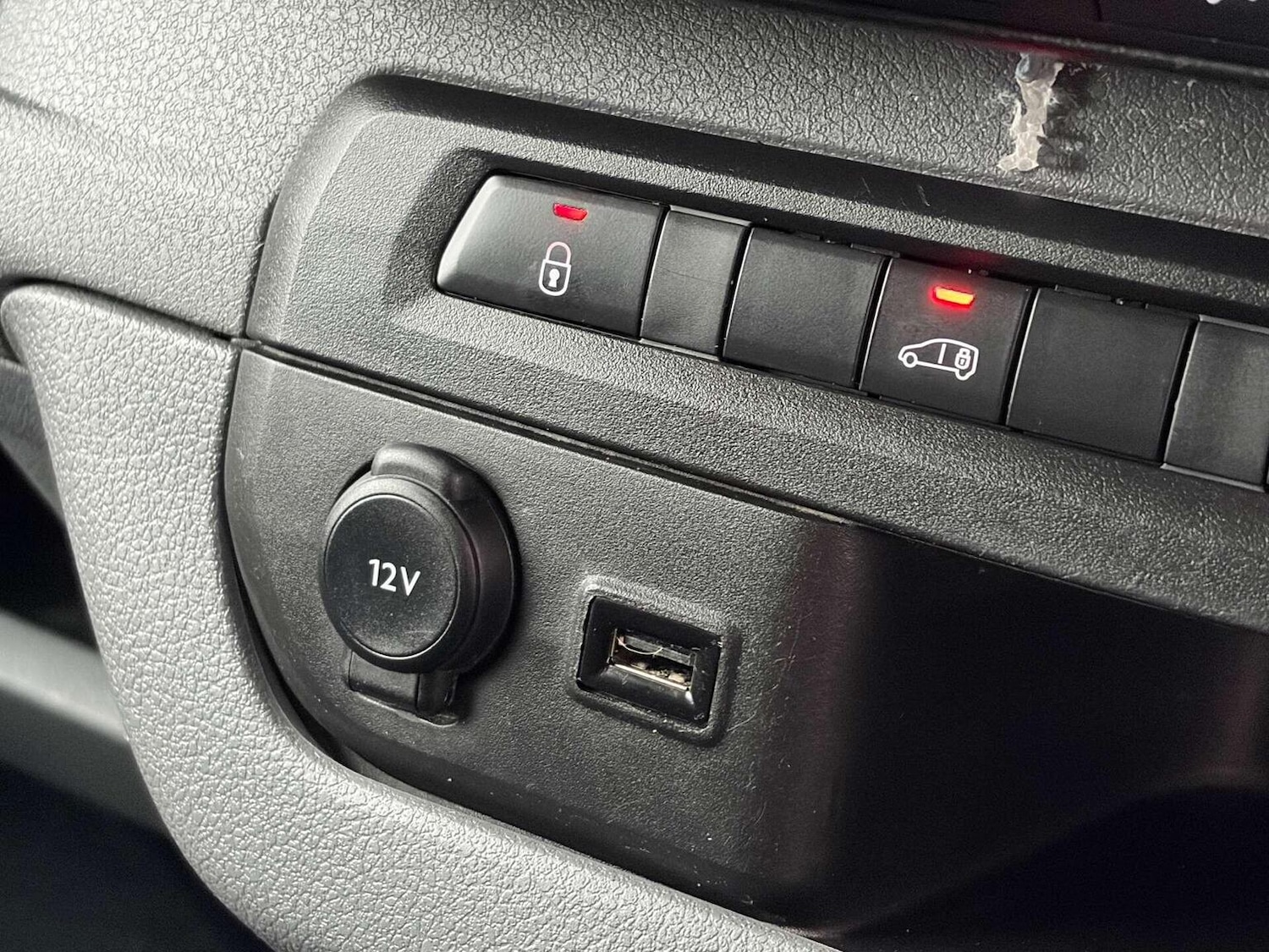 Used Peugeot Expert 2021 for sale - 77336224: Photo 39