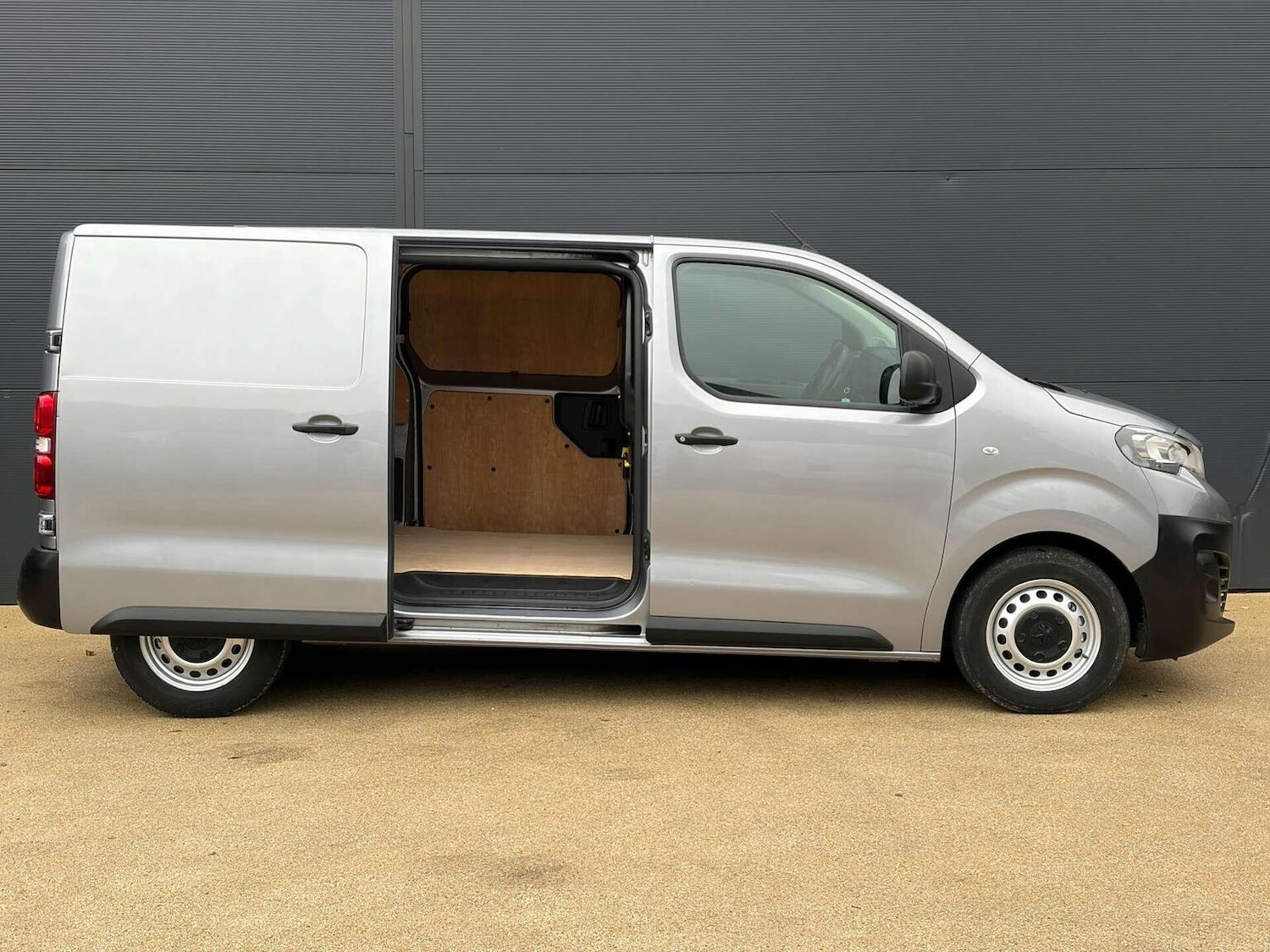 Used Peugeot Expert 2021 for sale - 77336224: Photo 9