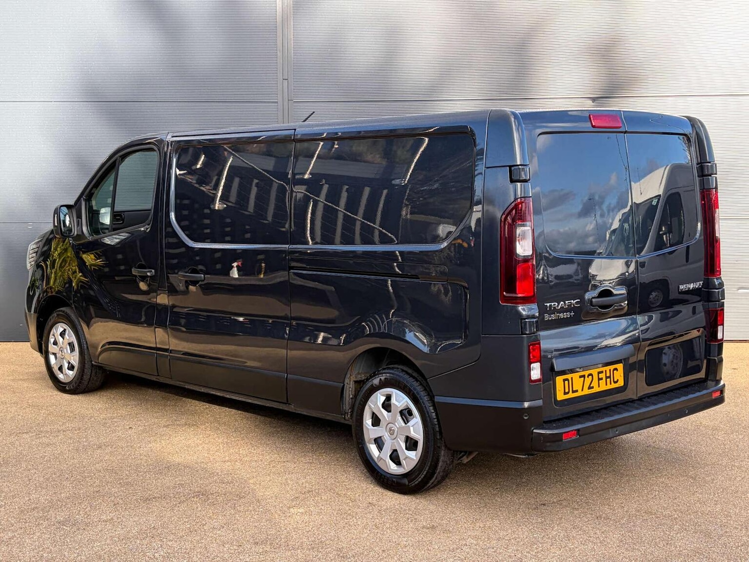 Used Renault Trafic 2023 for sale - 77888436: Photo 11