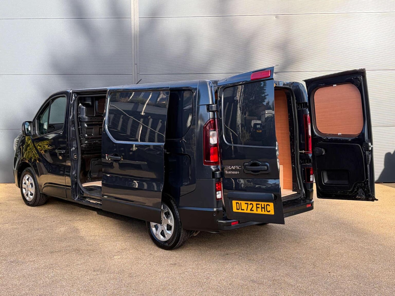 Used Renault Trafic 2023 for sale - 77888436: Photo 14