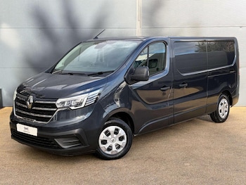 Used Renault Trafic 2023 for sale - 77888436: Photo