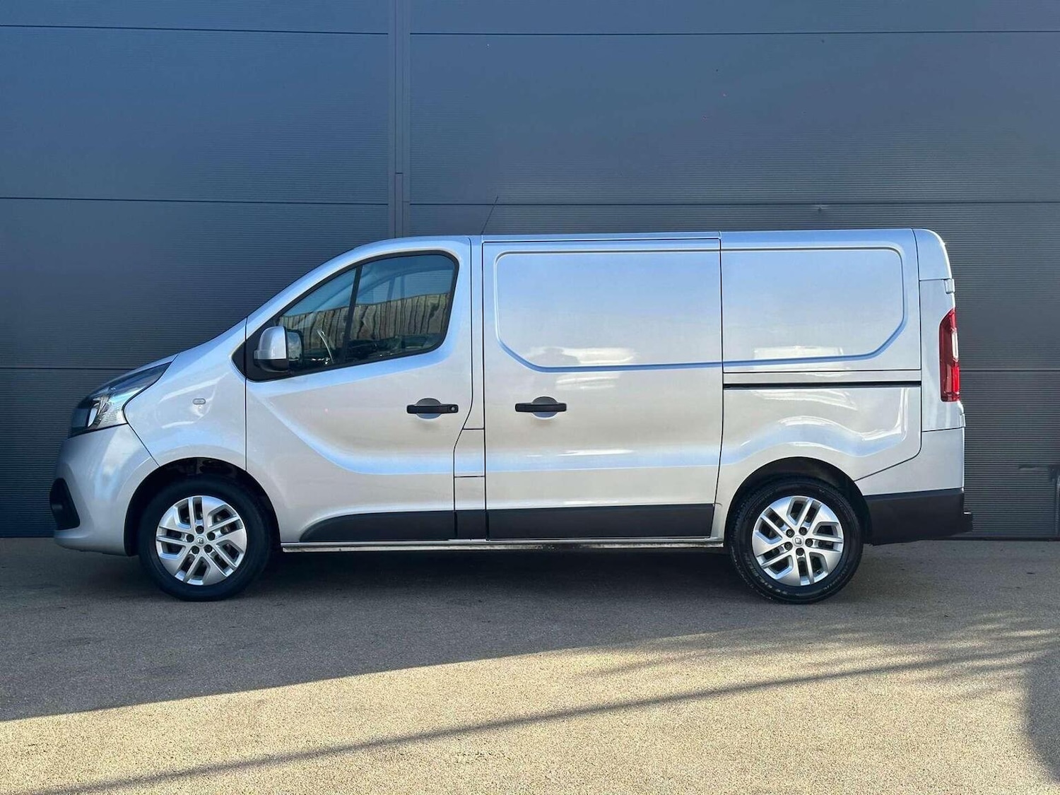 Used Renault Trafic 2019 for sale - 77584619: Photo 8