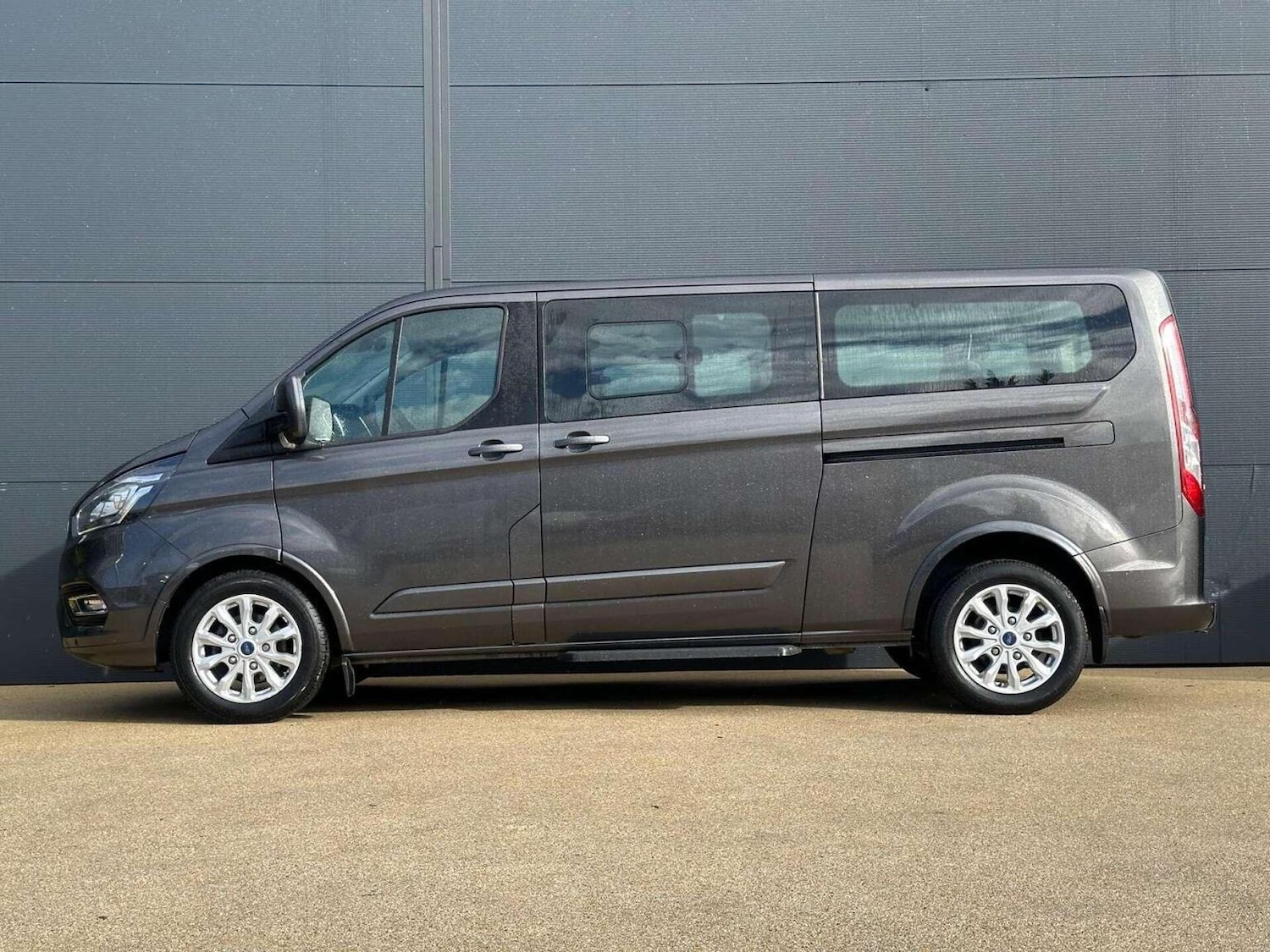 Used Ford Tourneo Custom 2022 for sale - 77622475: Photo 13