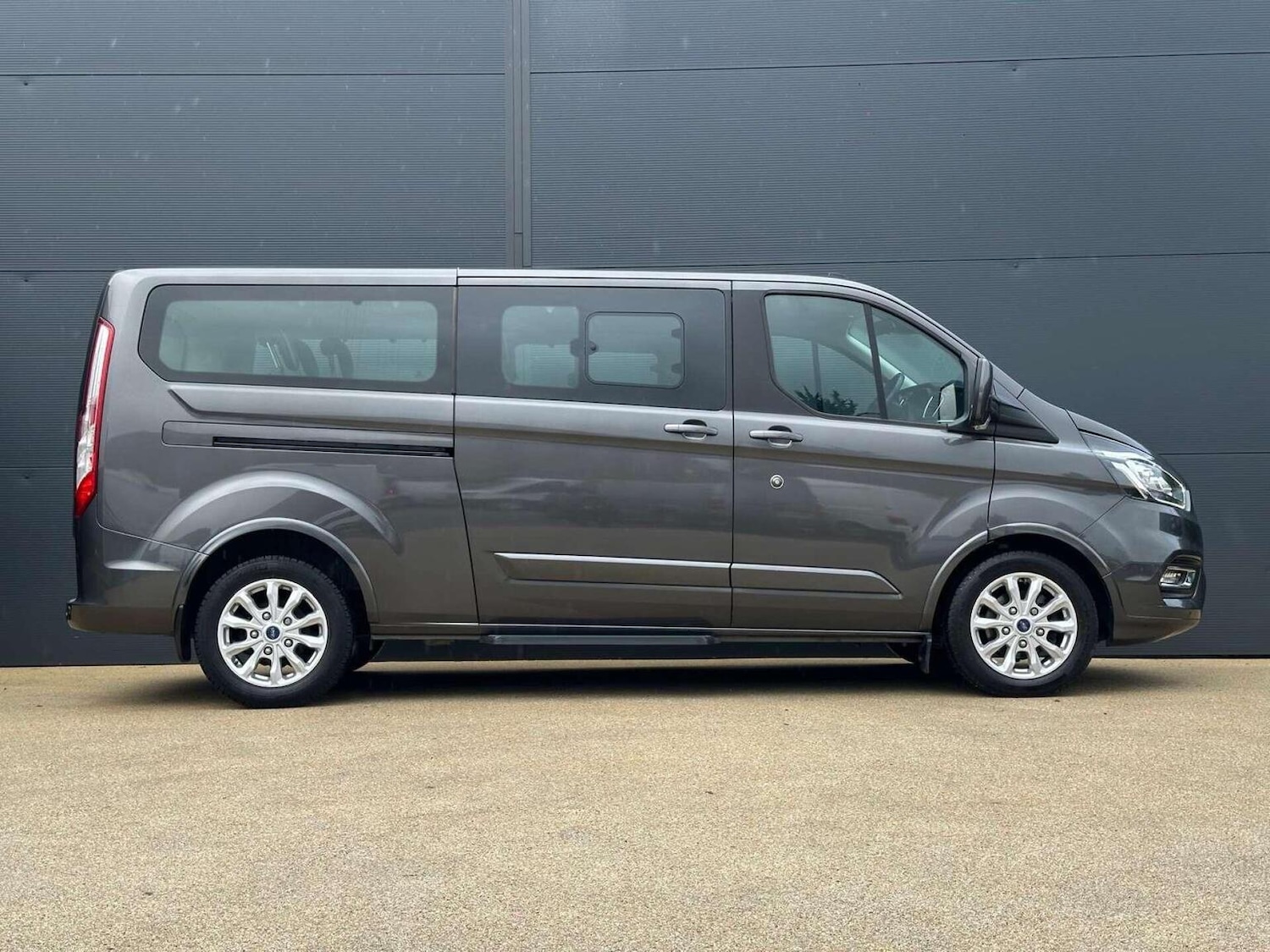Used Ford Tourneo Custom 2022 for sale - 77622475: Photo 14