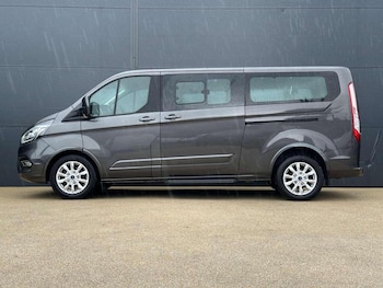 Used Ford Tourneo Custom 2022 for sale - 77622475: Photo