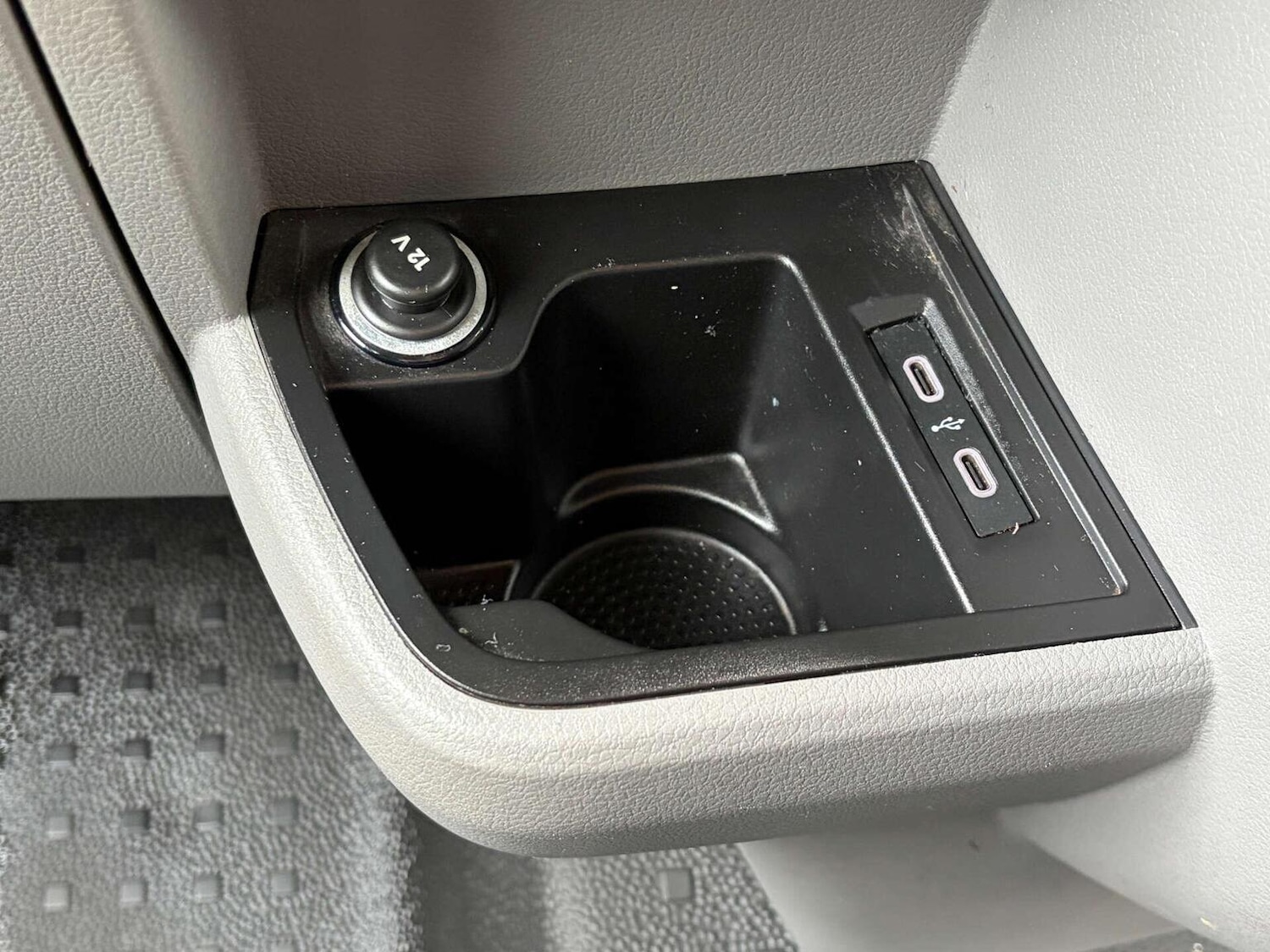 Used Volkswagen Transporter 2022 for sale - 77639012: Photo 46