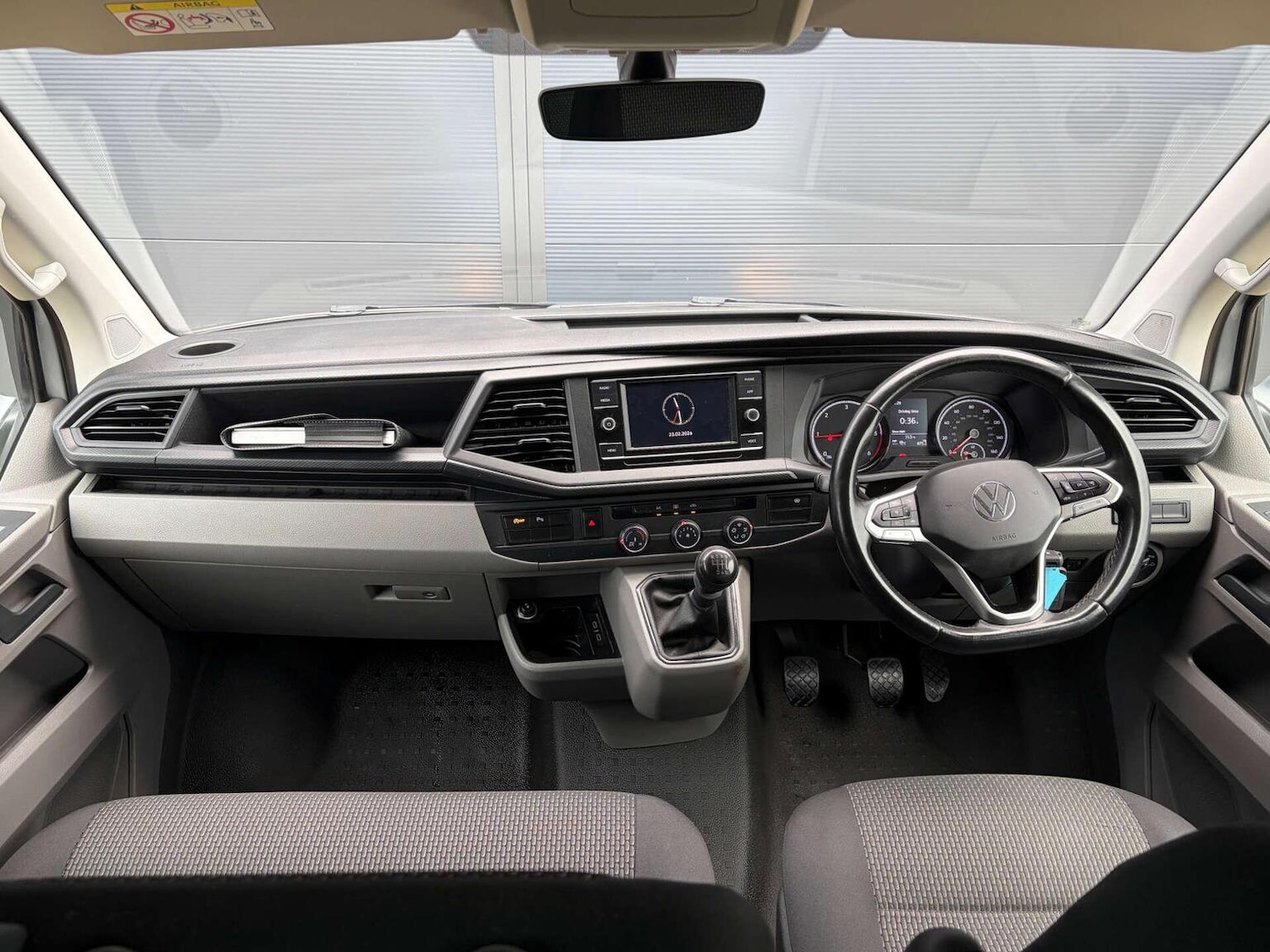 Used Volkswagen Transporter 2022 for sale - 77639012: Photo 51