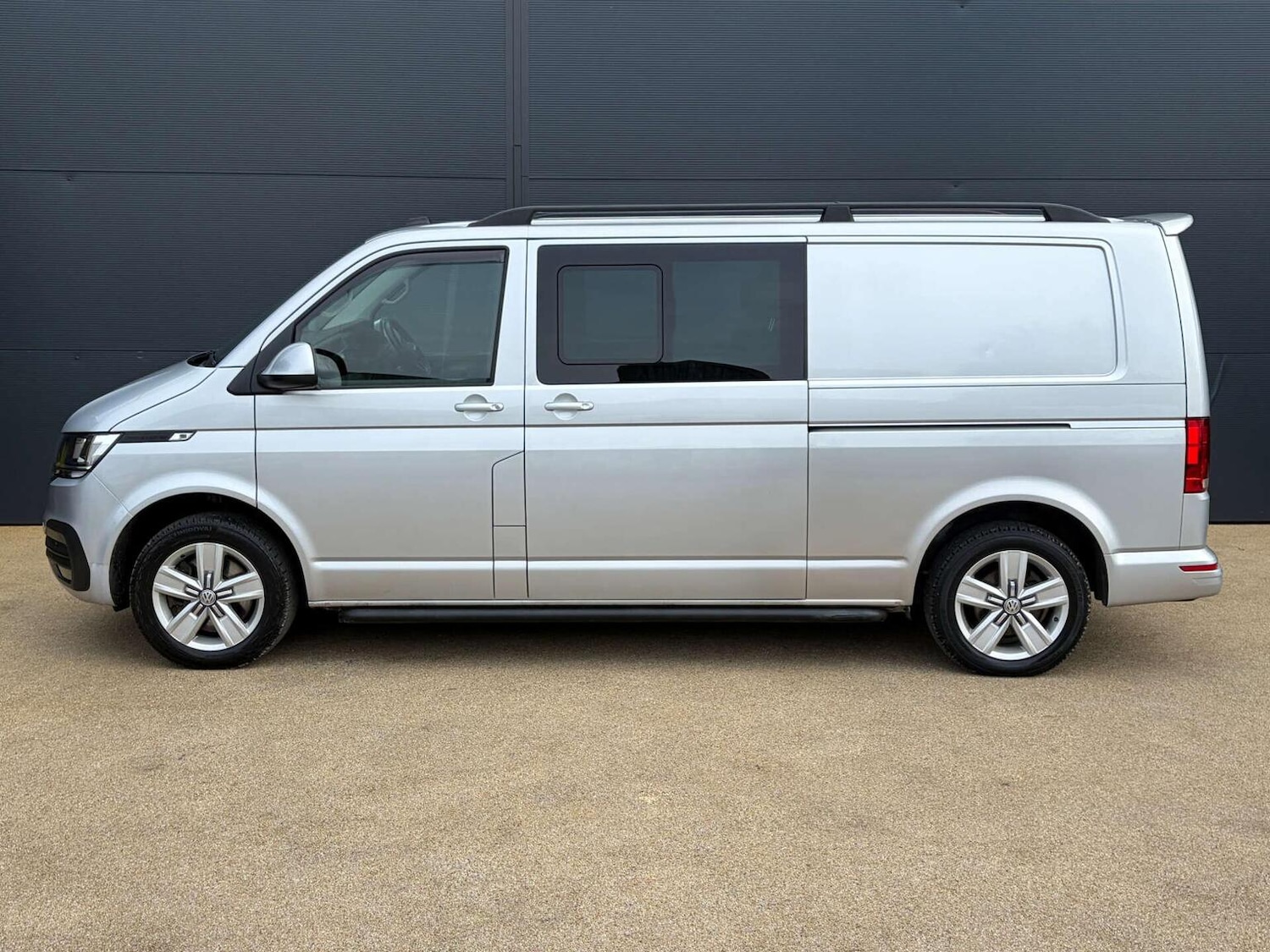 Used Volkswagen Transporter 2022 for sale - 77639012: Photo 8