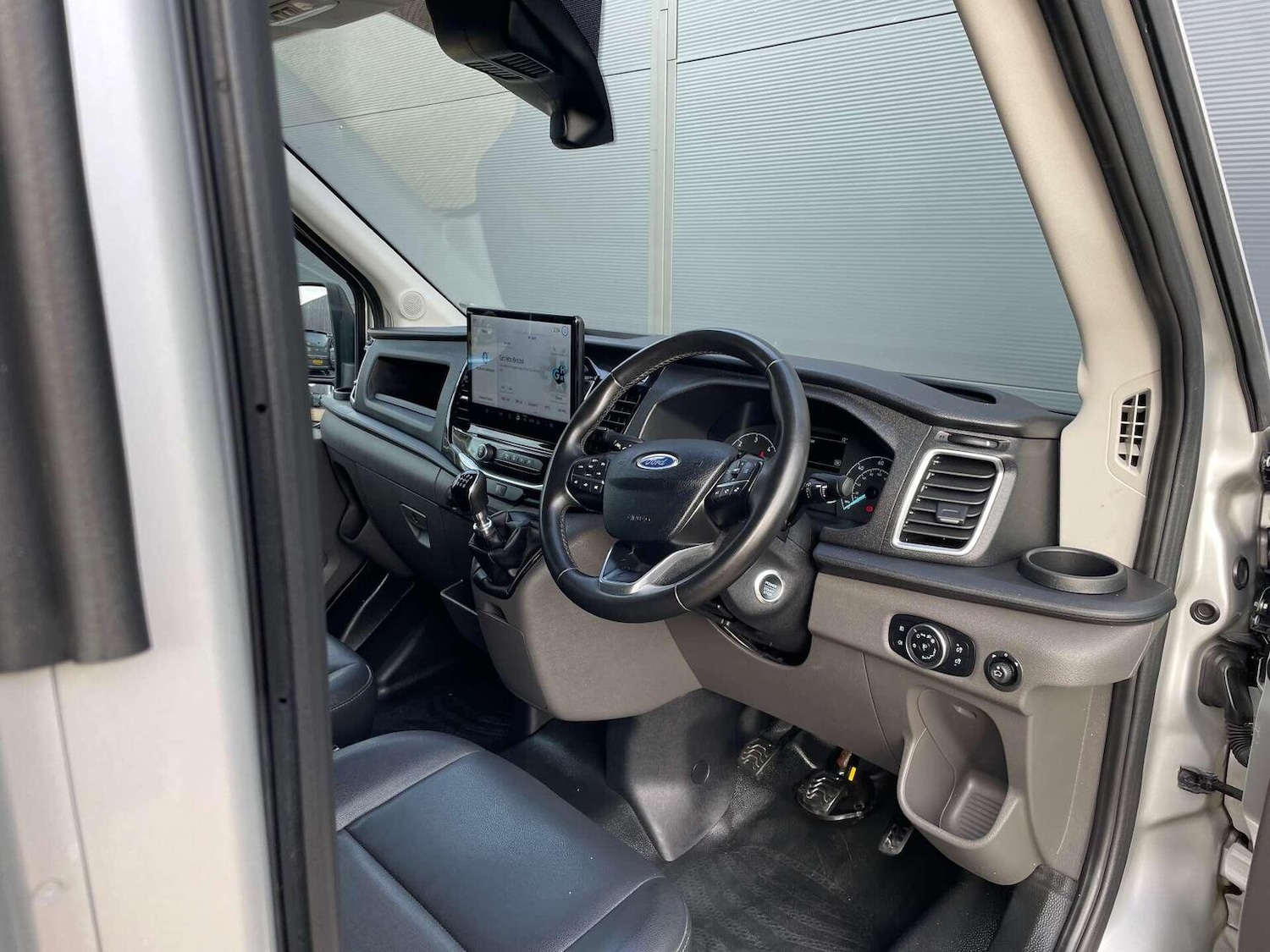 Used Ford Transit 2023 for sale - 76769685: Photo 2