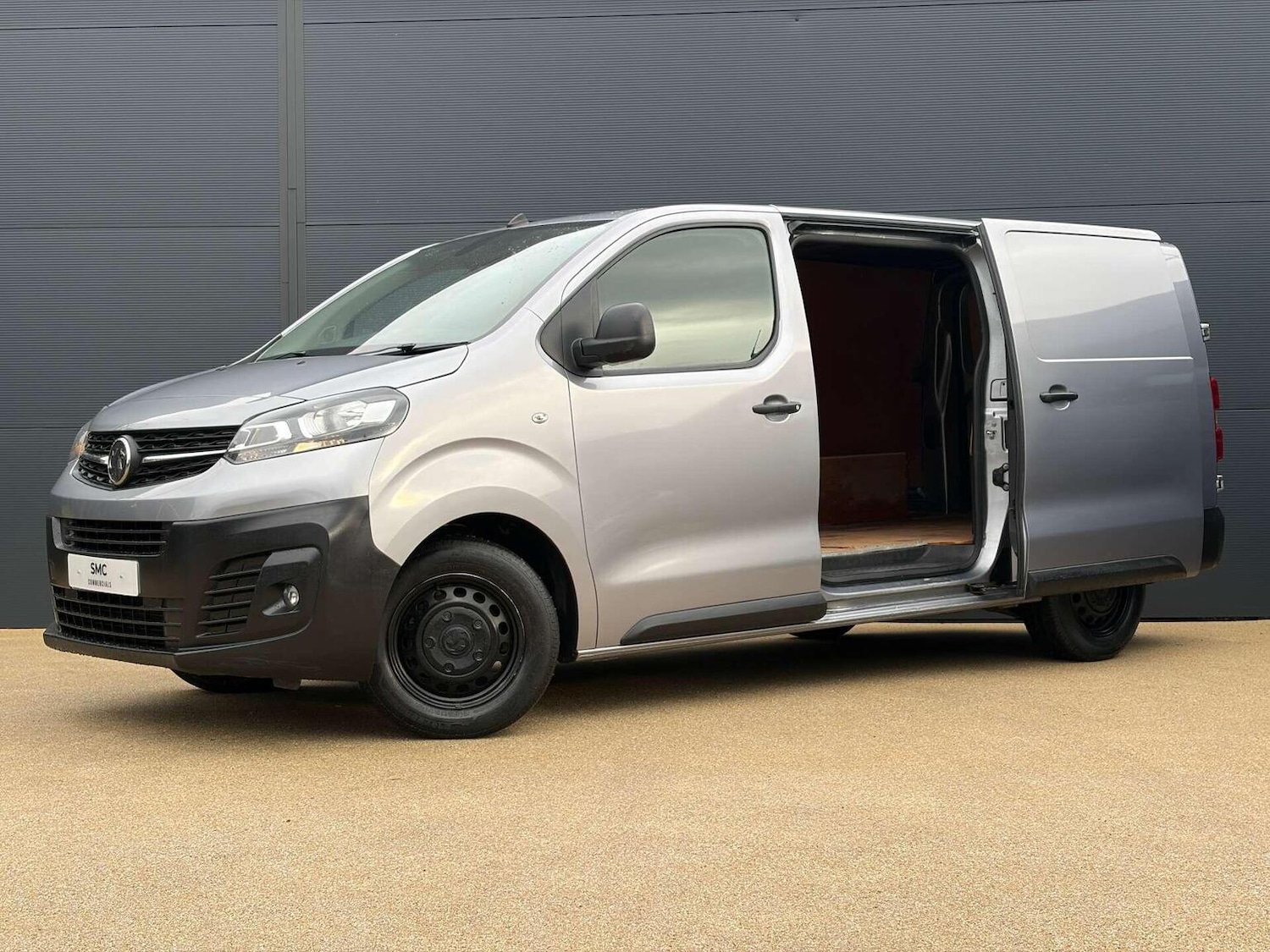 Used Vauxhall Vivaro 2022 for sale - 76884934: Photo 4
