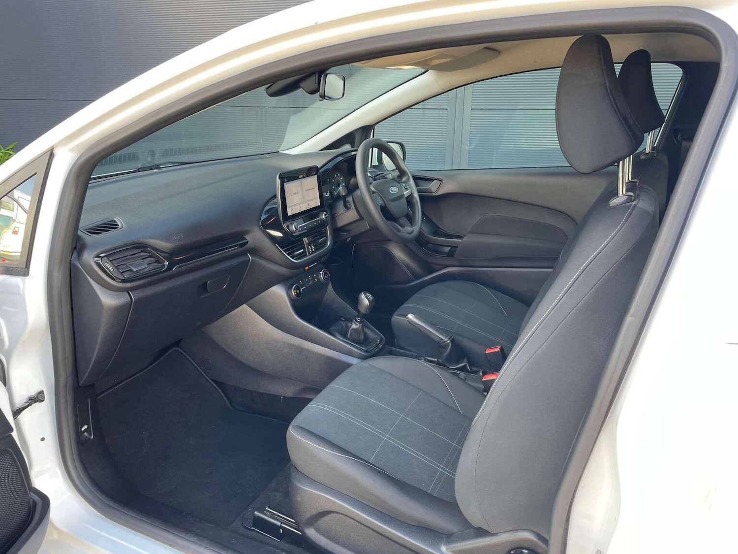 Used Ford Fiesta Van 2021 for sale - 76769839: Photo 16