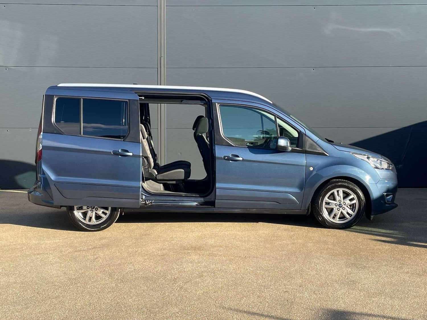 Used Ford Grand Tourneo Connect 2021 for sale - 77023163: Photo 13