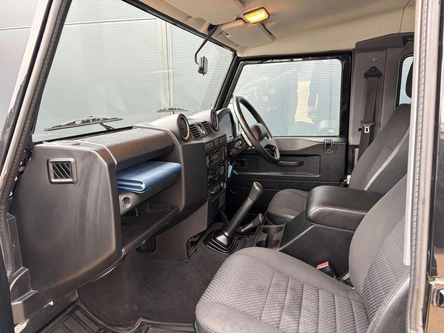 Used Land Rover Defender 2010 for sale - 77077115: Photo 14