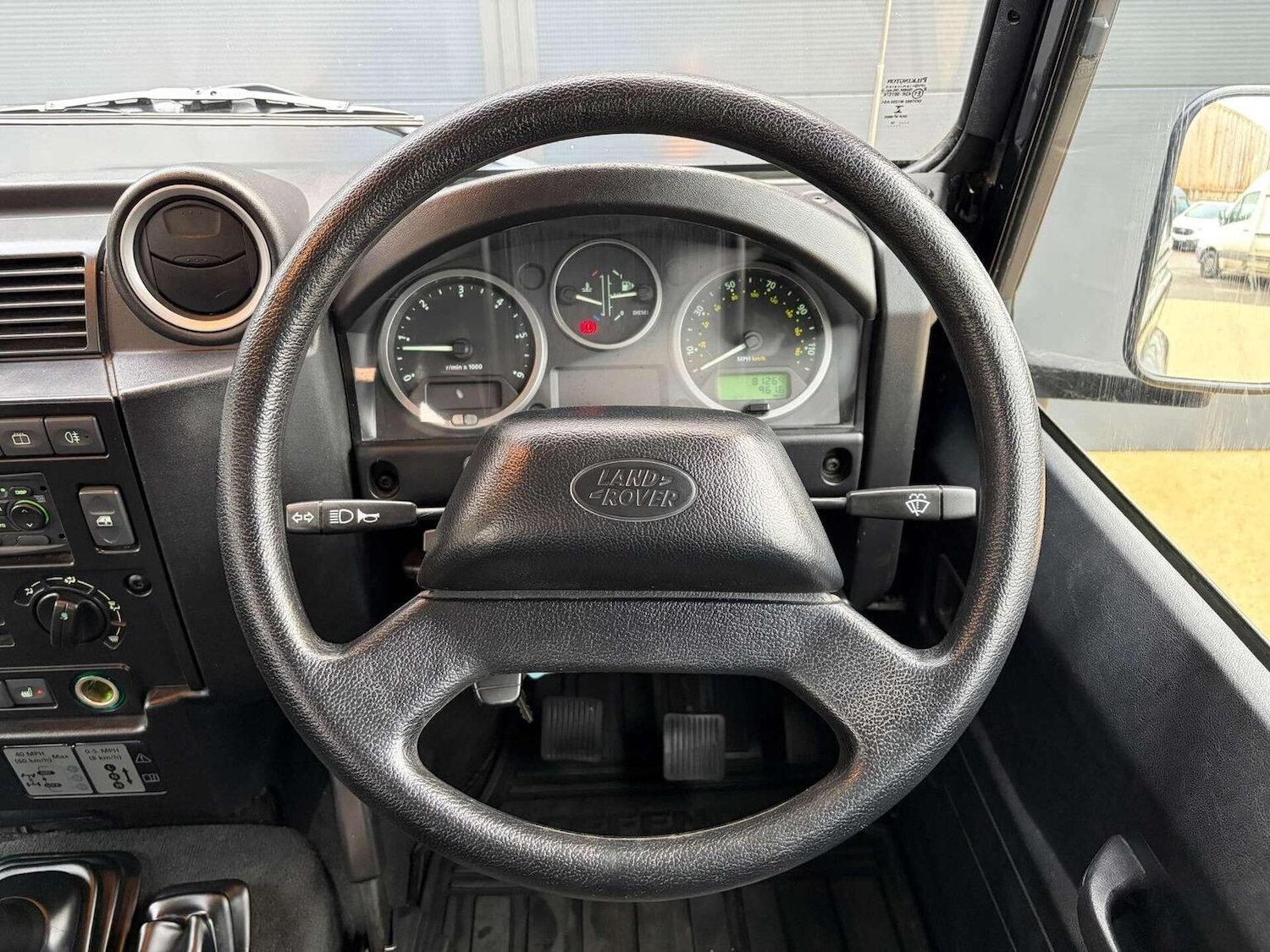 Used Land Rover Defender 2010 for sale - 77077115: Photo 22