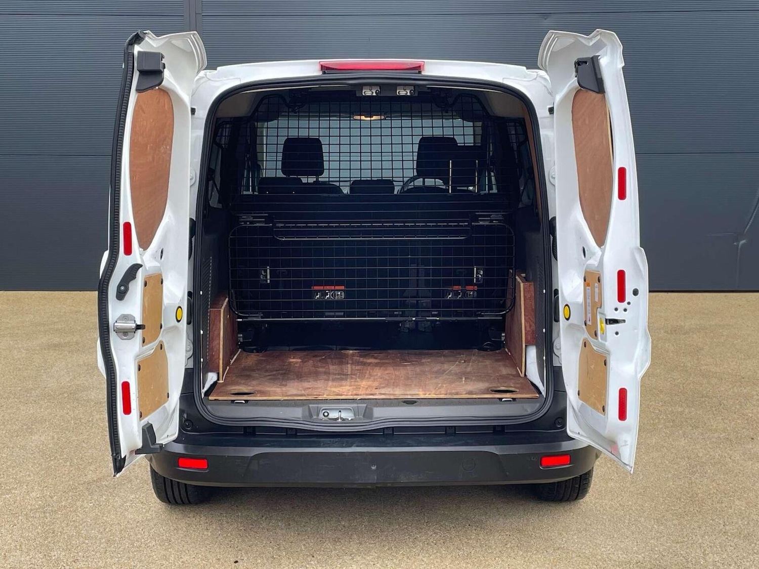 Used Ford Transit Connect 2019 for sale - 76956924: Photo 15