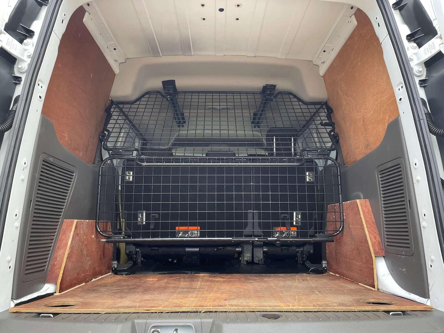 Used Ford Transit Connect 2019 for sale - 76956924: Photo 17