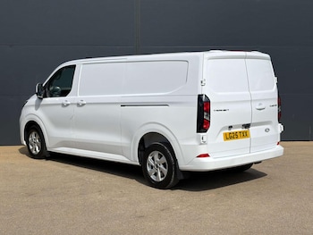 Used Ford Transit Custom 2025 for sale - 78787936: Photo