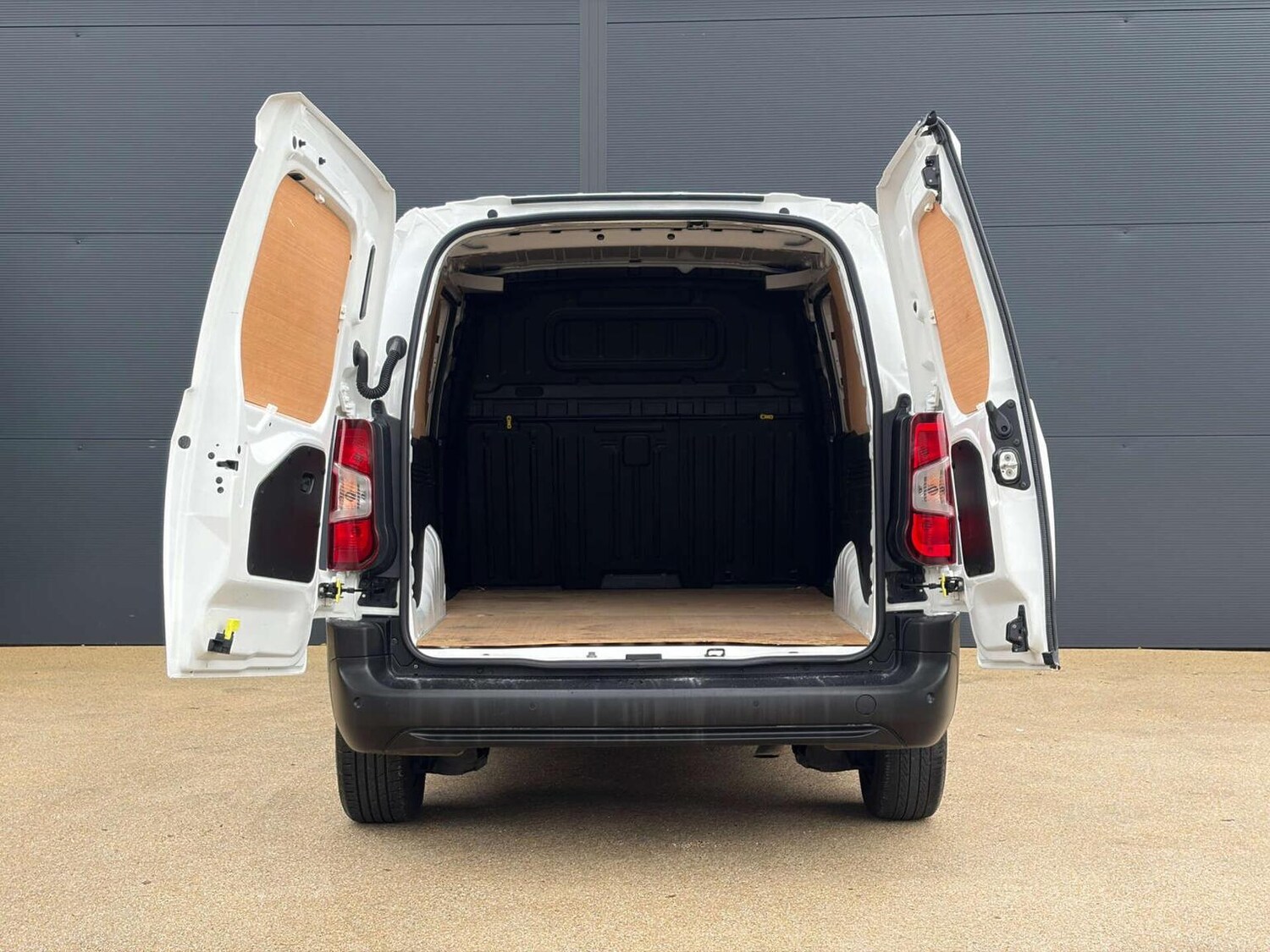 Used Peugeot Partner 2021 for sale - 77417201: Photo 23