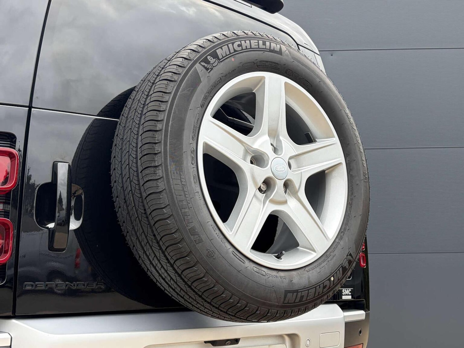 Used Land Rover Defender 90 2023 for sale - 78112083: Photo 29