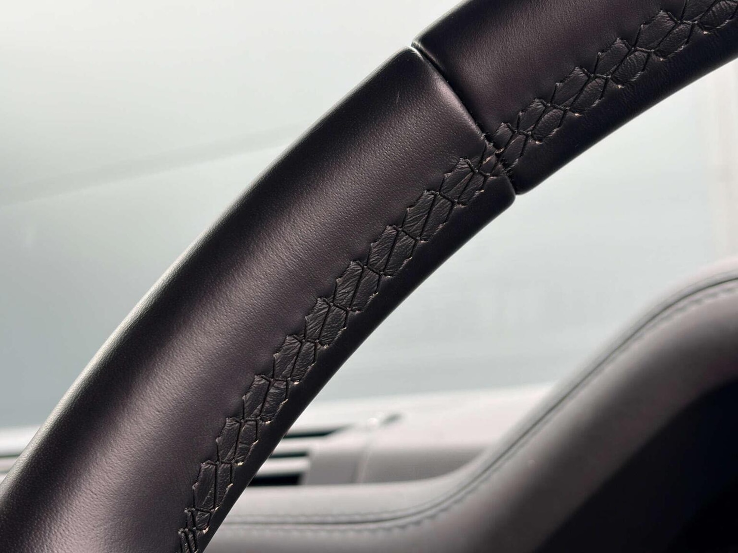 Used Land Rover Defender 90 2023 for sale - 78112083: Photo 51