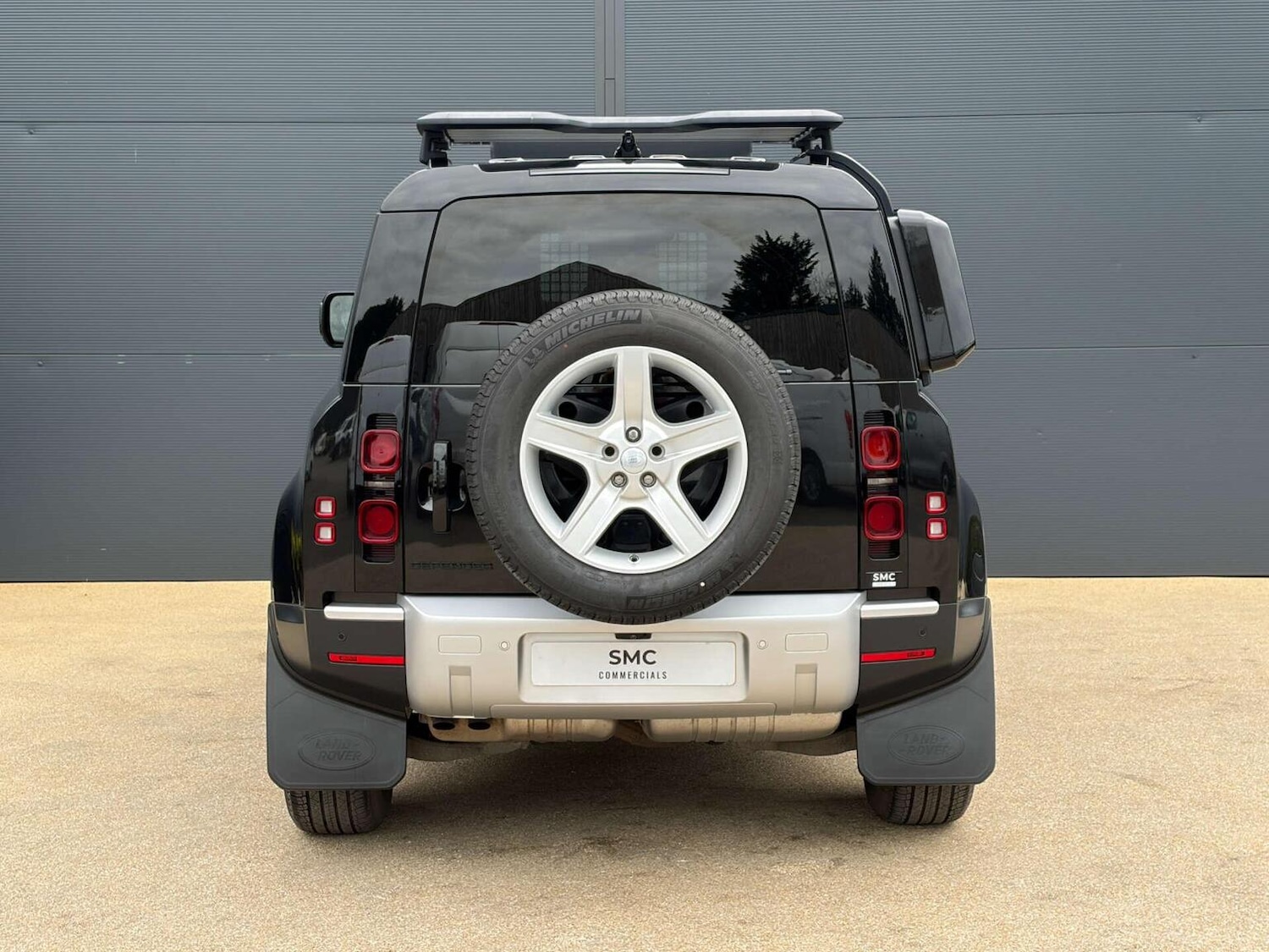 Used Land Rover Defender 90 2023 for sale - 78112083: Photo 77