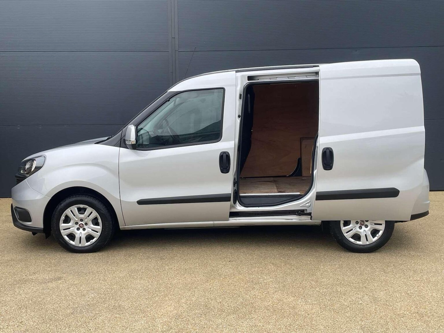 Used Fiat Doblo 2023 for sale - 77638615: Photo 11