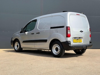 Used Peugeot Partner 2019 for sale - 78373385: Photo