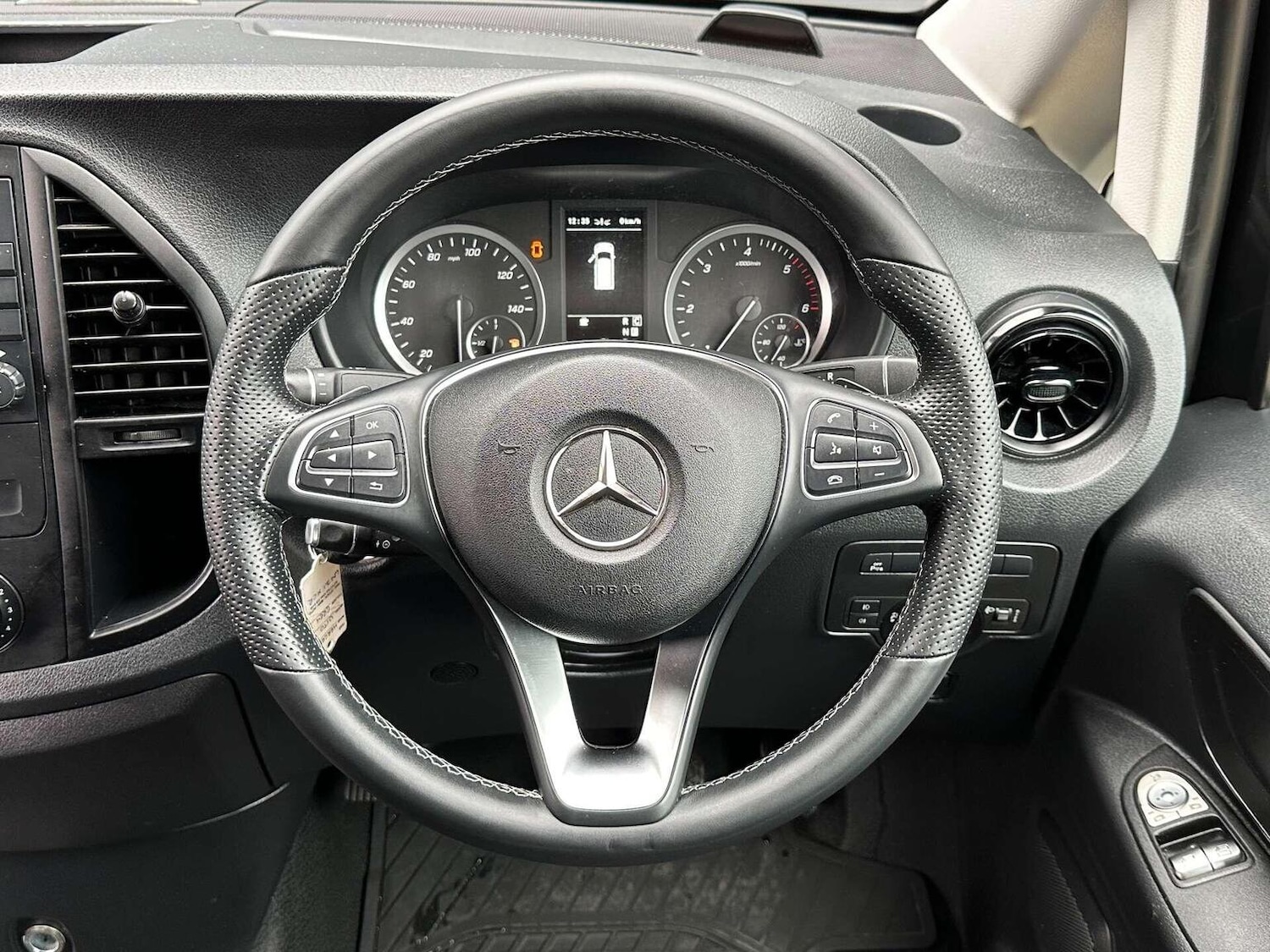 Used Mercedes-Benz Vito 2021 for sale - 77632400: Photo 11