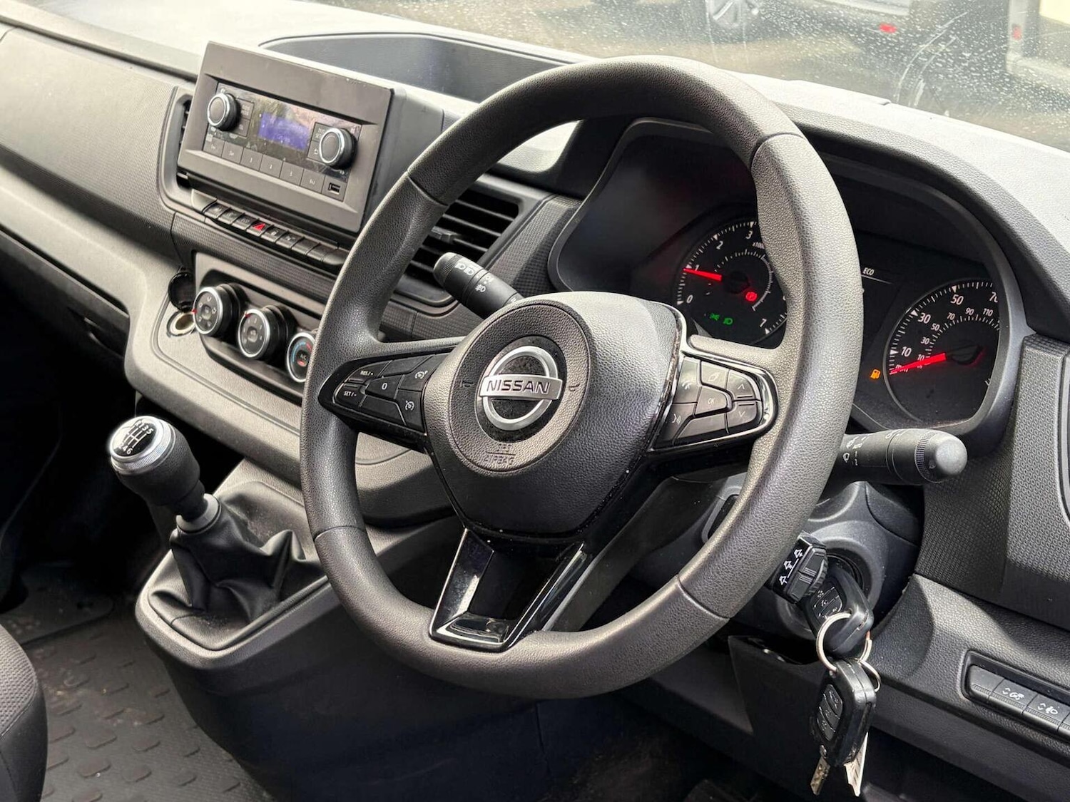 Used Nissan Primastar 2023 for sale - 77668612: Photo 2