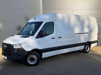 Mercedes-Benz Sprinter feature image