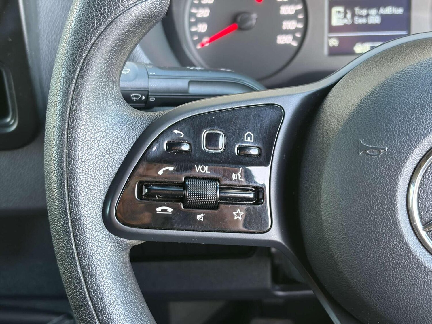 Used Mercedes-Benz Sprinter 2023 for sale - 77945738: Photo 28