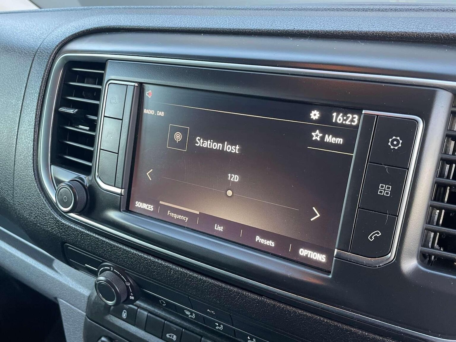 Used Vauxhall Vivaro 2021 for sale - 76687182: Photo 35