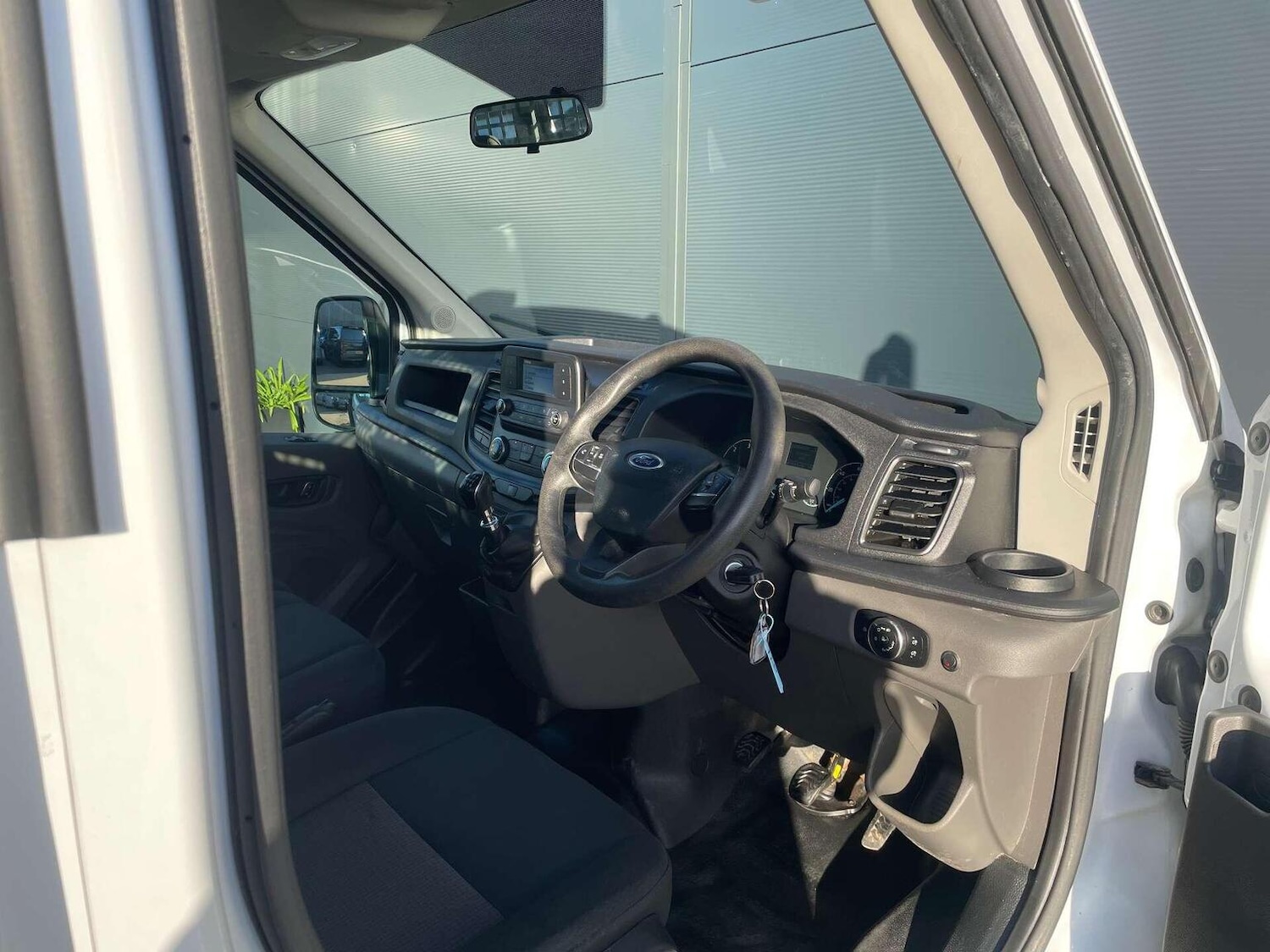 Used Ford Transit 2022 for sale - 76624412: Photo 2