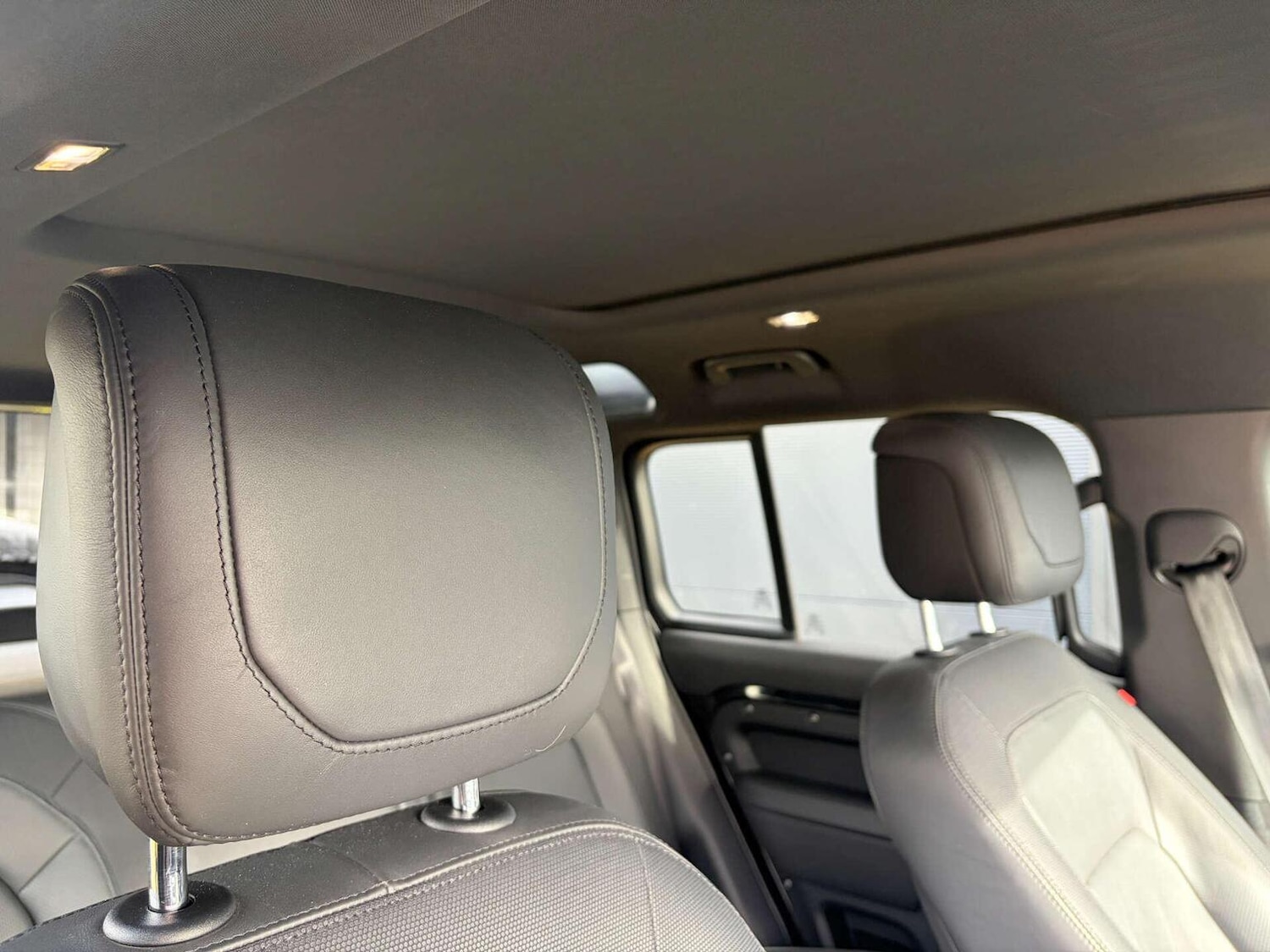 Used Land Rover Defender 2024 for sale - 77548290: Photo 37