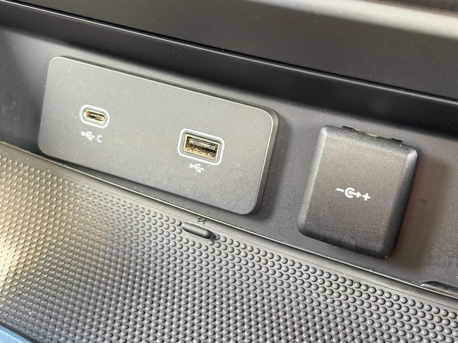 Used Land Rover Defender 2024 for sale - 77548290: Photo 45