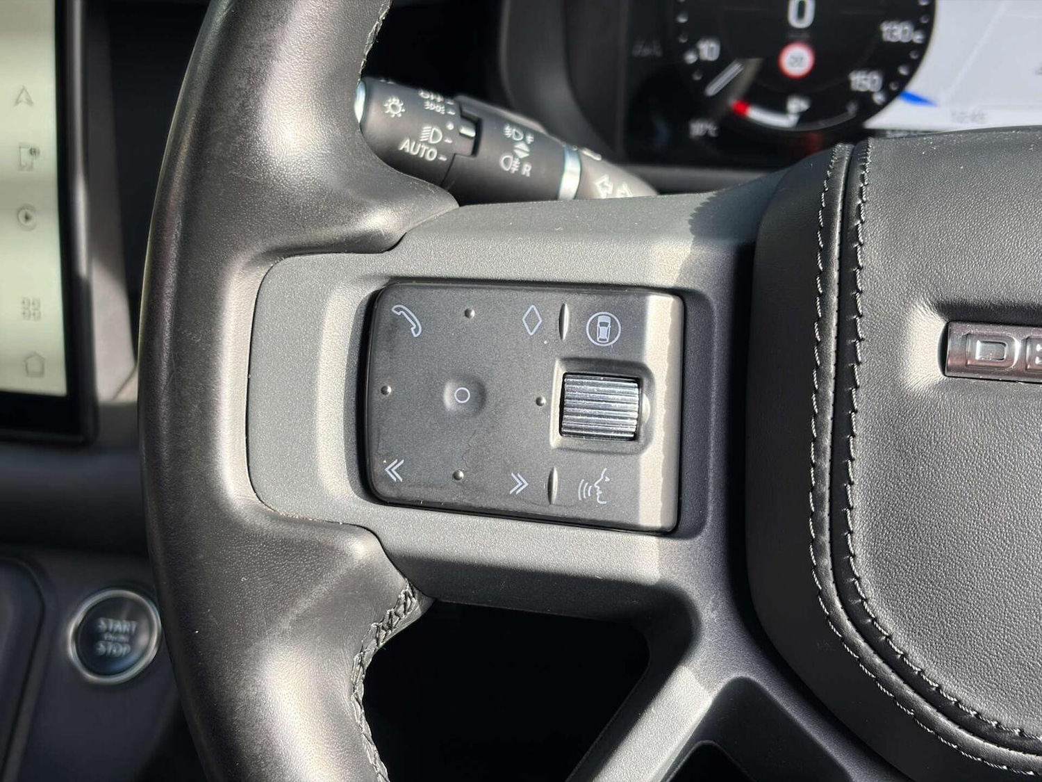 Used Land Rover Defender 2024 for sale - 77548290: Photo 47