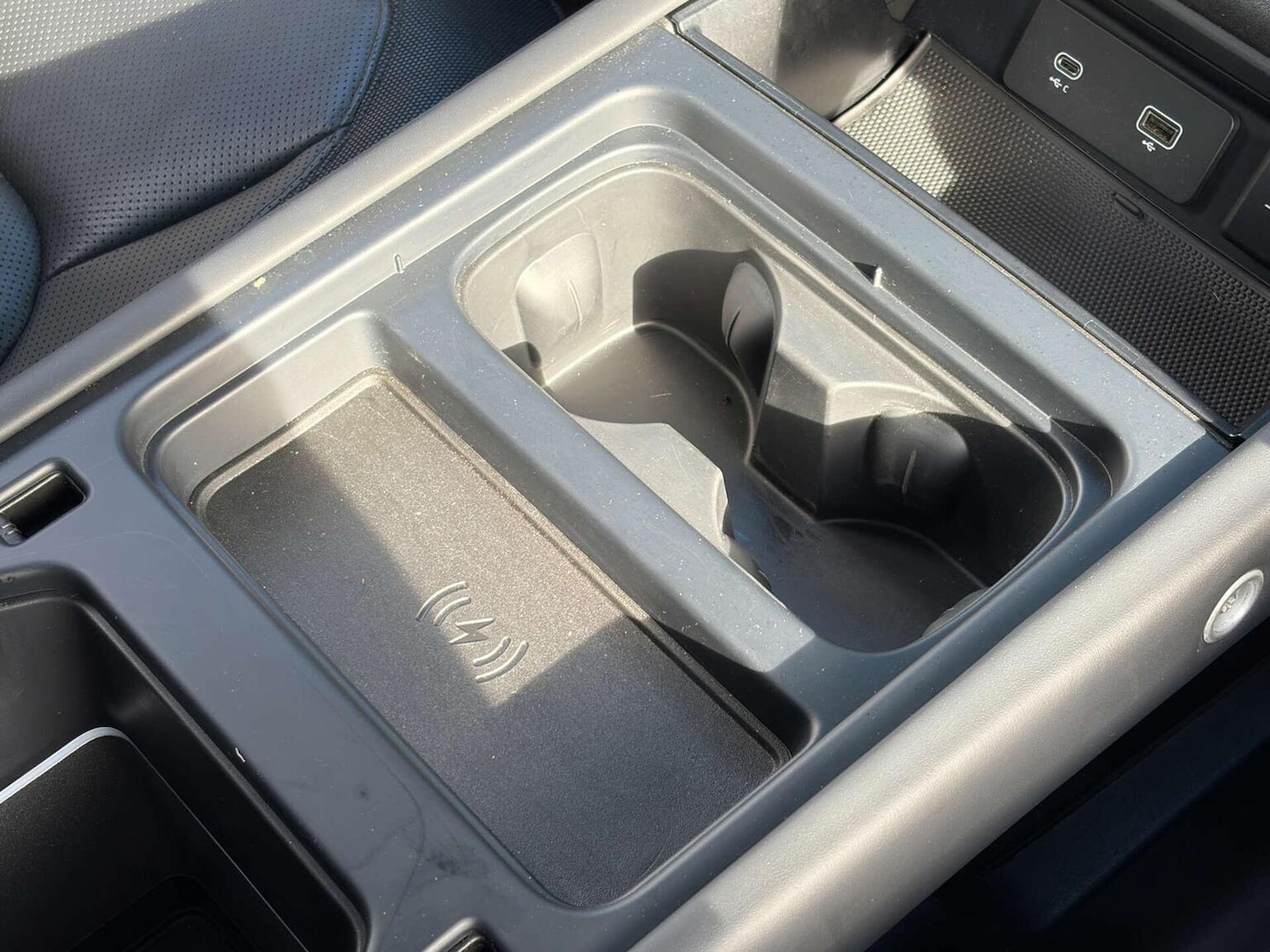 Used Land Rover Defender 2024 for sale - 77548290: Photo 53