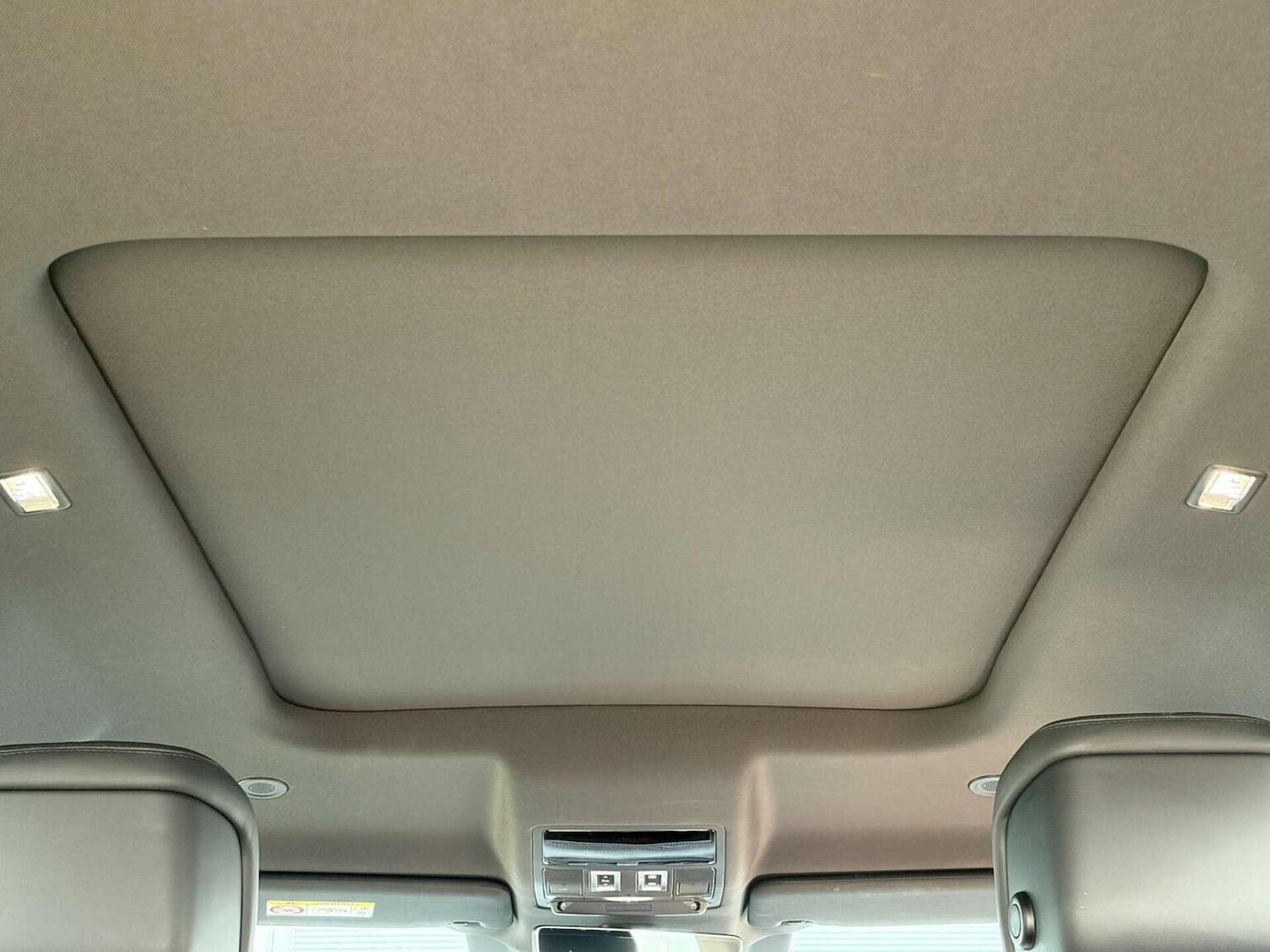 Used Land Rover Defender 2024 for sale - 77548290: Photo 65