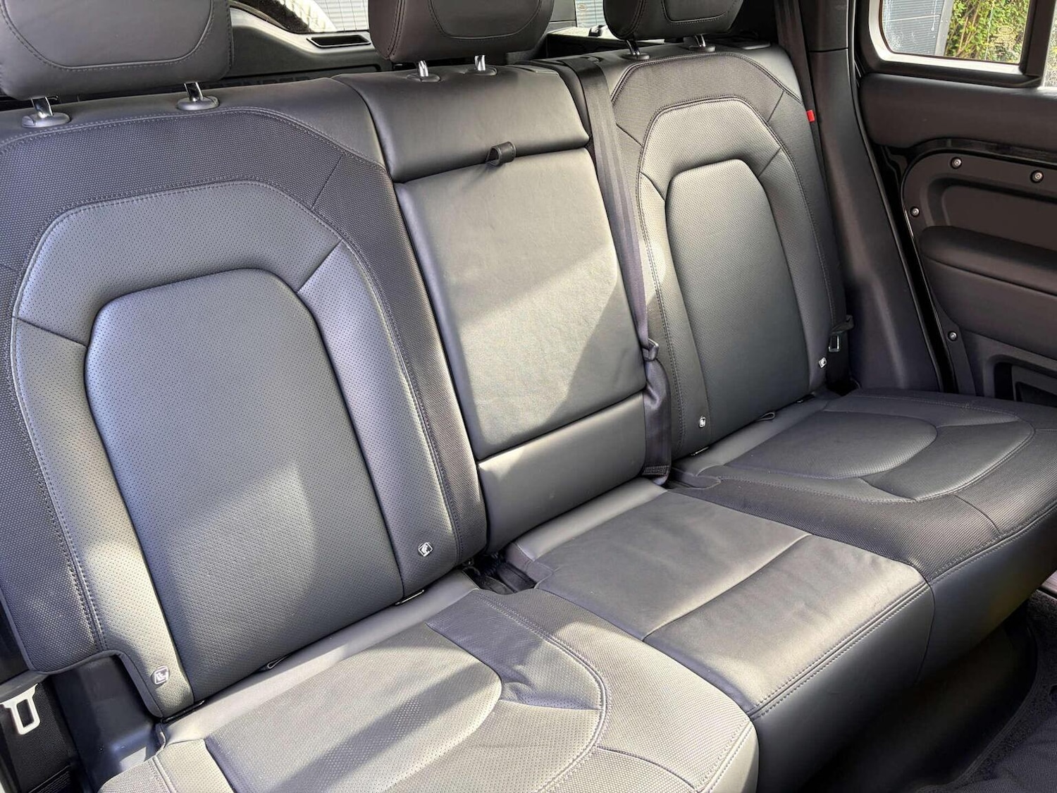 Used Land Rover Defender 2024 for sale - 77548290: Photo 68