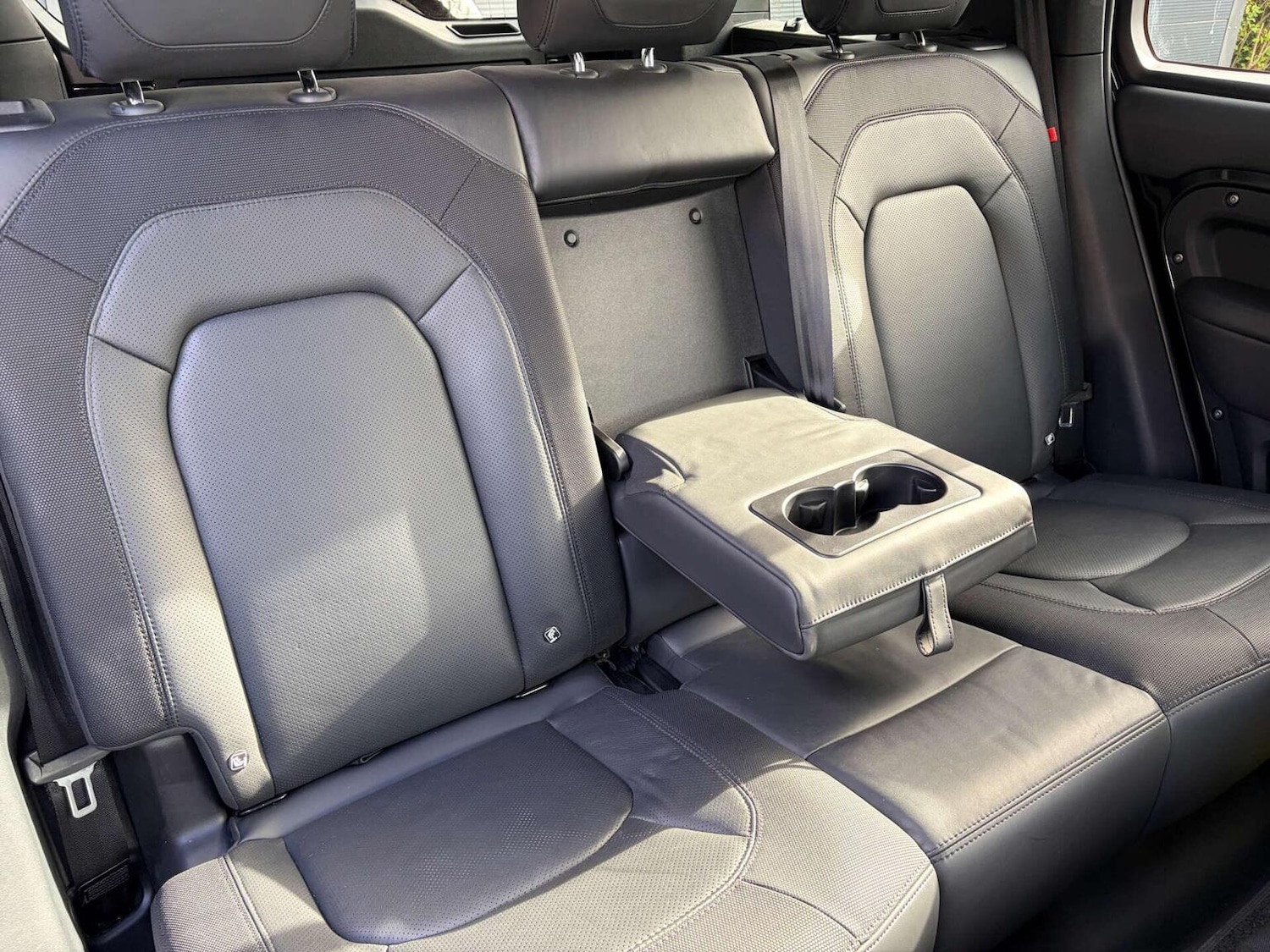 Used Land Rover Defender 2024 for sale - 77548290: Photo 69