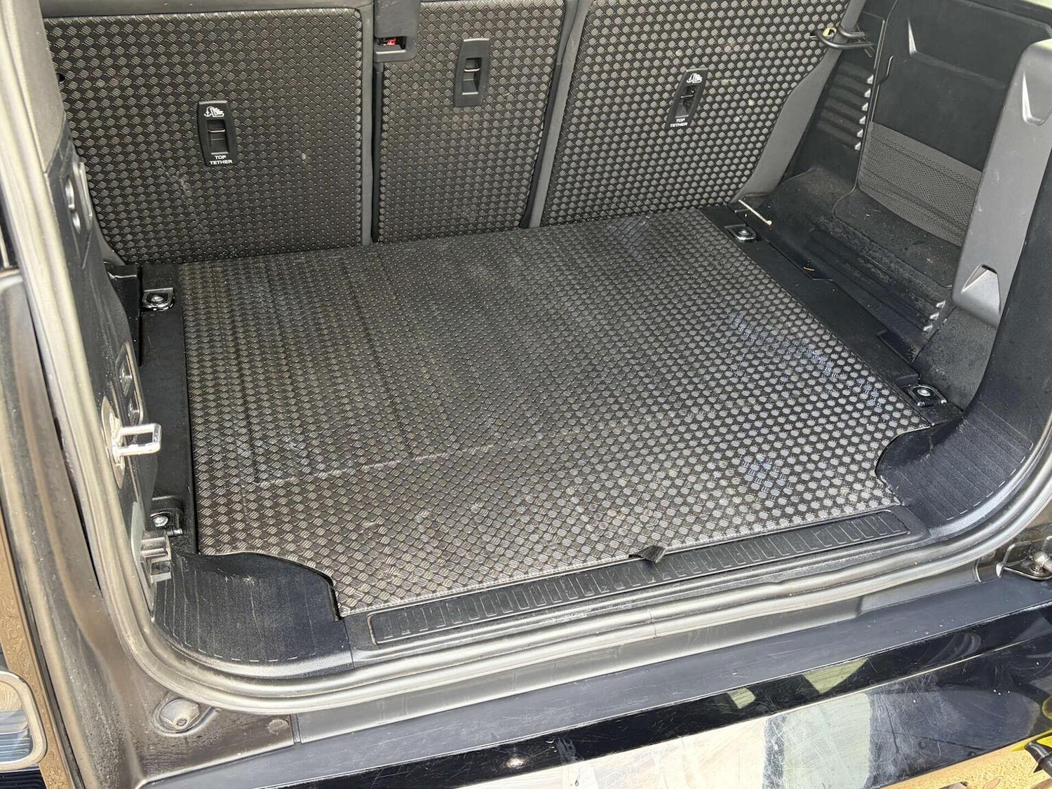 Used Land Rover Defender 2024 for sale - 77548290: Photo 71