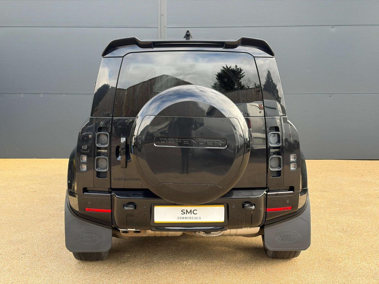 Used Land Rover Defender 2024 for sale - 77548290: Photo 87