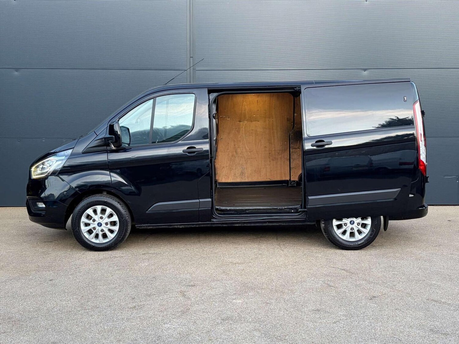 Used Ford Transit Custom 2020 for sale - 77758949: Photo 10