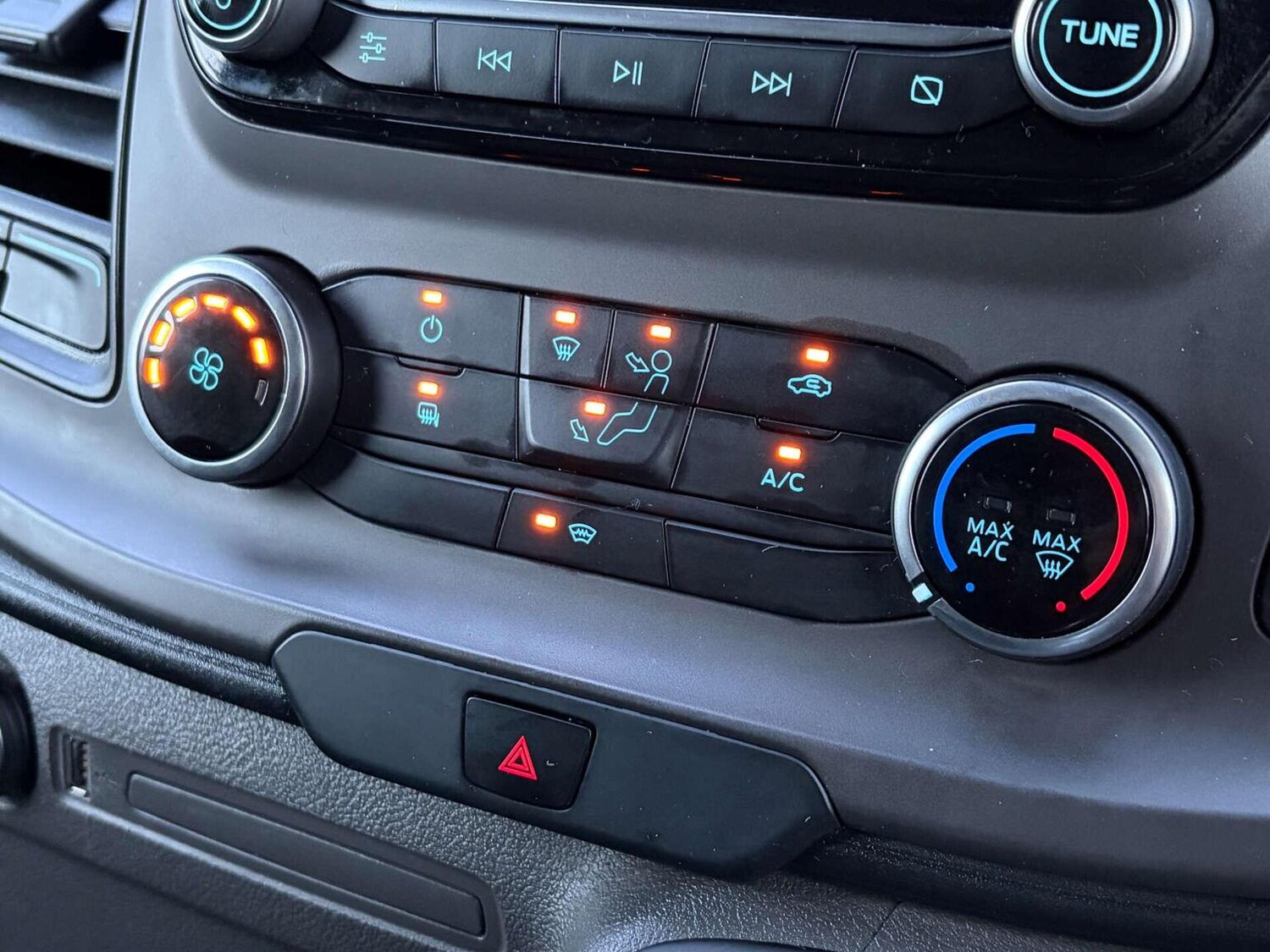 Used Ford Transit Custom 2020 for sale - 77758949: Photo 37