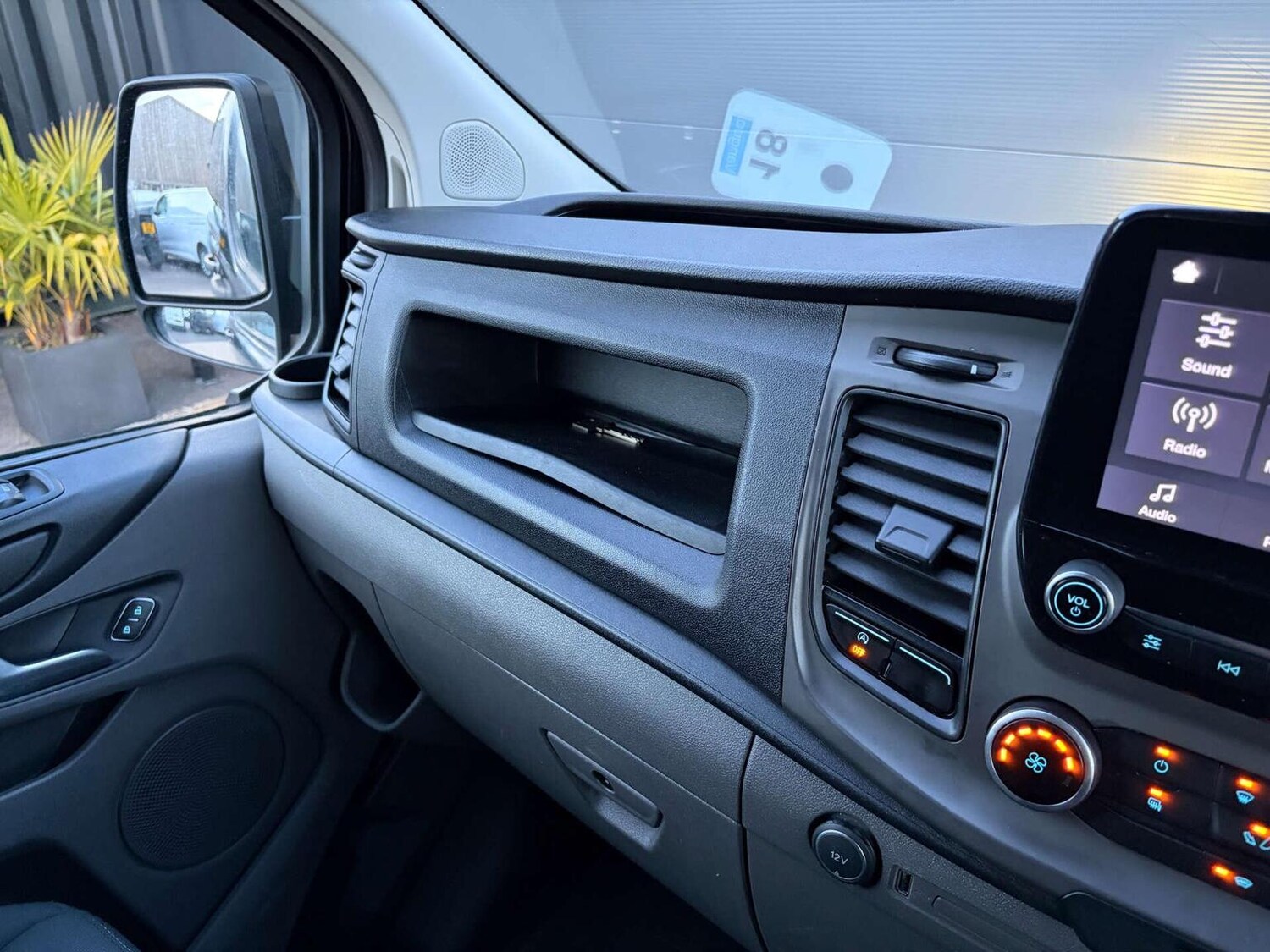 Used Ford Transit Custom 2020 for sale - 77758949: Photo 44